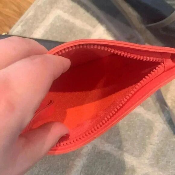 Makeup bags  - Picture 3 of 4